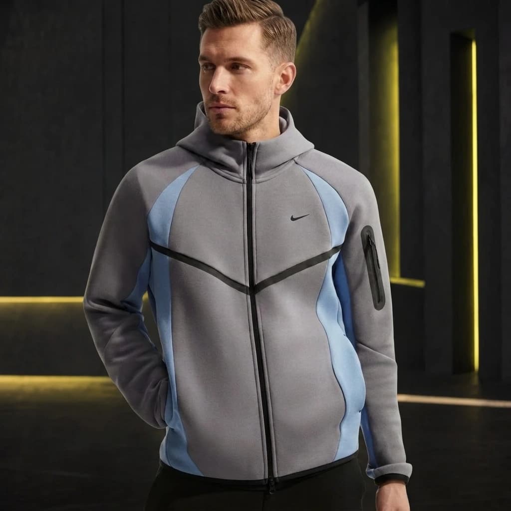 NIKE TECH FLEECE
